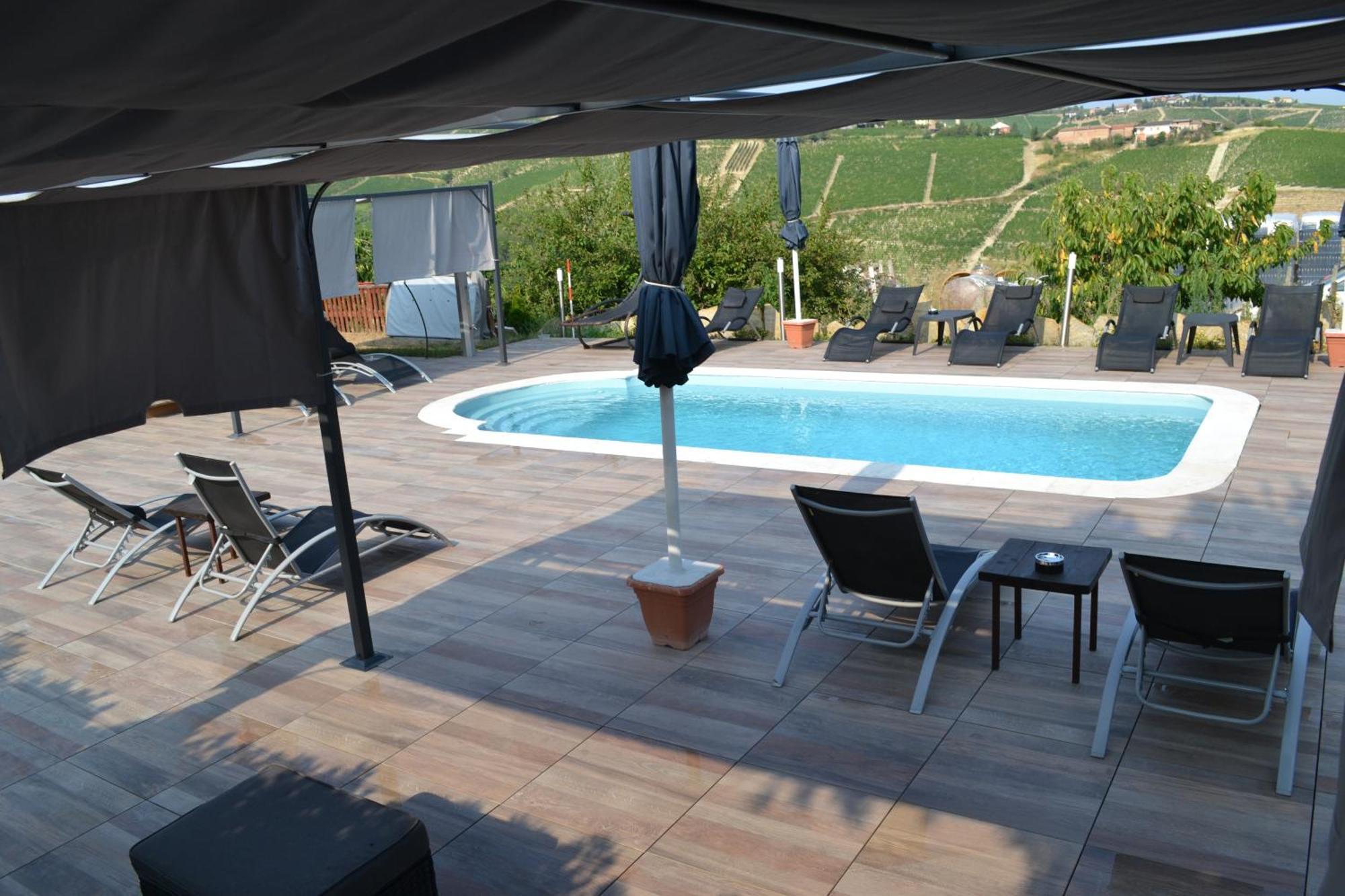 Agriturismo San Martino Castiglione Tinella Buitenkant foto
