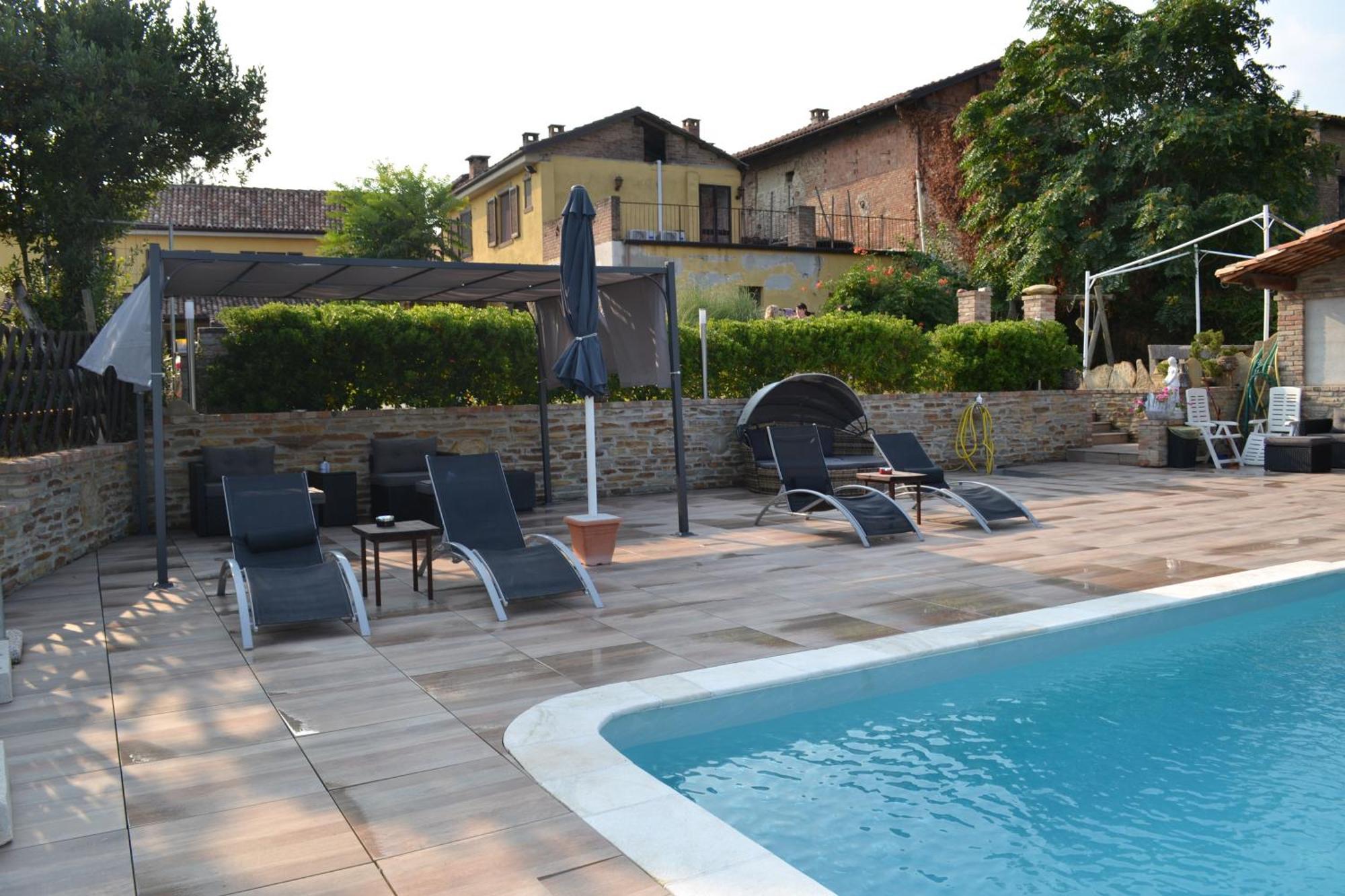 Agriturismo San Martino Castiglione Tinella Buitenkant foto